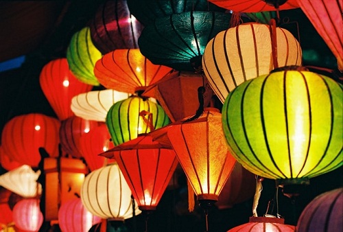Sự kiện được mong chờ: Lễ hội đèn lồng khổng lồ Việt Nam- Hàn Quốc 2016