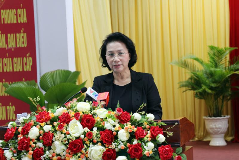 Chủ tịch QH Nguyễn Thị Kim Ngân trả lời cử tri ở Cần Thơ