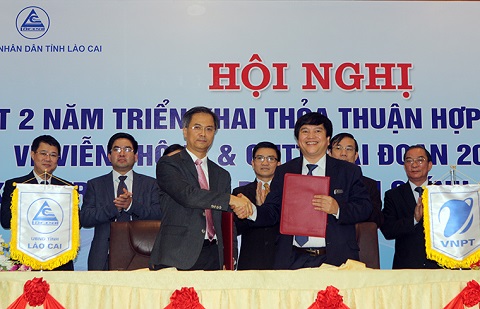 UBND tỉnh Lào Cai và Tập đoàn Bưu chính Viễn thông Việt Nam ký kết biên bản ghi nhớ thỏa thuận hợp tác chiến lược giai đoạn 2017-2018