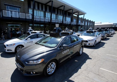 Uber thử nghiệm dịch vụ xe tự lái tại thành phố Pittsburgh vào tháng 9/2016. 