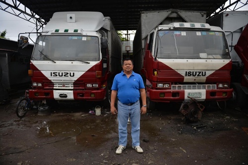 Jose Cecilia Jr., 51 tuổi, chủ một công ty vận tải đường bộ ở thị trấn Santa Rosa tại tỉnh Laguna cho biết : 