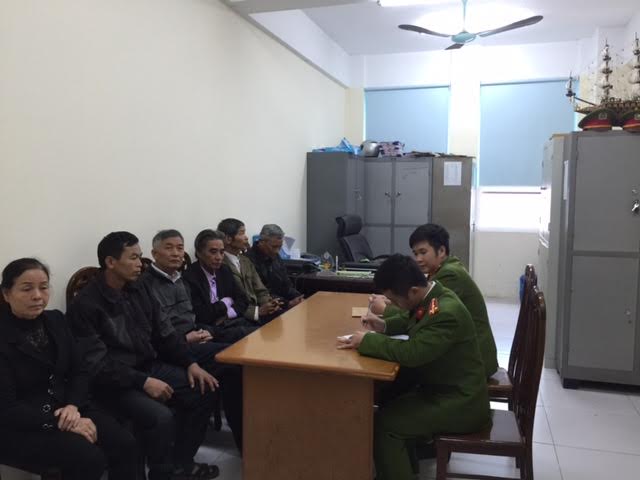 6 bị can đang làm việc tại cơ quan CSĐT công an tỉnh Hưng Yên