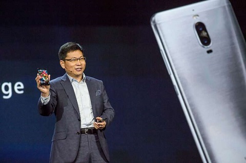139 triệu smartphone Huawei đã được bán trong năm 2016