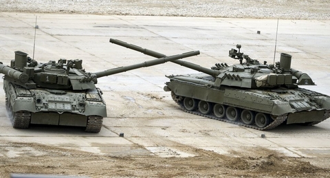 Nga triển khai lô xe tăng &quot;khủng&quot; bảo vệ Moscow