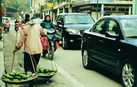 Việt Nam: Thu nhập 1 ngày của người giàu nhiều hơn 10 năm của người nghèo