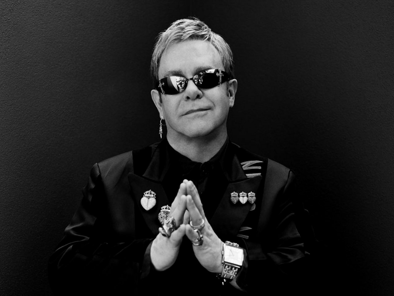 Ngắm bộ sưu tập ảnh của Elton John