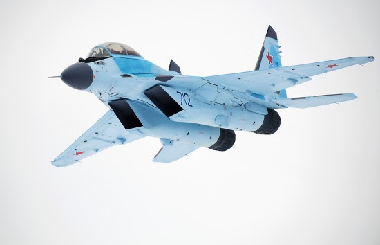 Chiến đấu cơ MiG-35 tích hợp một số nâng cấp kỹ thuật từ chiếc MiG-29 cùng với những thông số kỹ thuật tối tân của thế hệ máy bay thứ 5. Ở mức 1.000km, tầm chiến đấu của chiến đấu cơ MiG-35 đã tăng gấp đôi so với phiên bản MiG-29.
