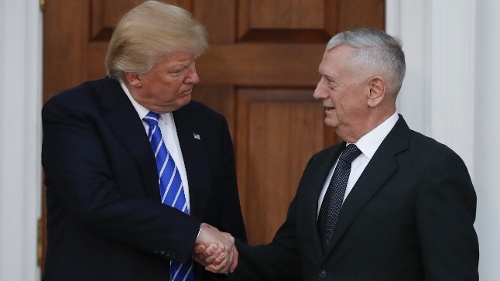 Đại tướng thủy quân lục chiến hồi hưu James Mattis là người được ông Trump đề cử cho vị trí Bộ trưởng Quốc phòng Mỹ