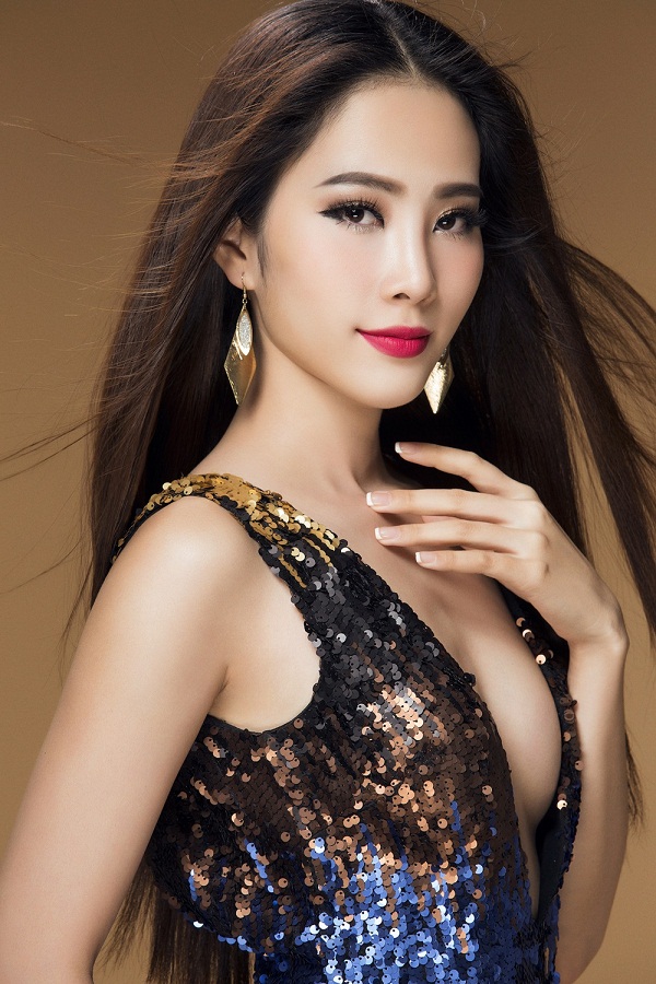 Nam Em   Từ một cô gái non nớt từng bị loại tại cuộc thi Hoa hậu Việt Nam 2014, Nam Em dần trưởng thành và trở thành 