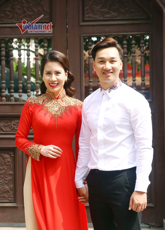 MC Thành Trung và vợ sắp cưới.