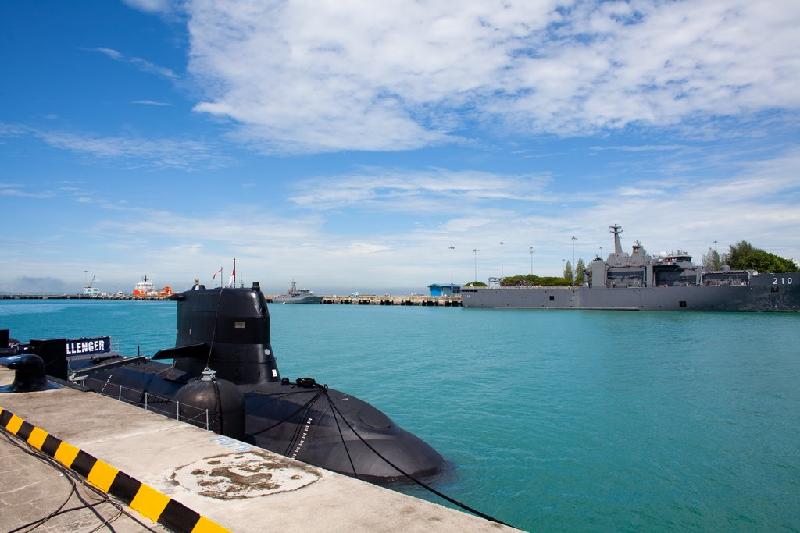 Singapore: Hải quân Cộng hòa Singapore (RSN) là lực lượng được đánh giá có sức mạnh tác chiến hàng đầu khu vực Đông Nam Á. Năm 1997, RSN đưa vào hoạt động tàu ngầm đầu tiên RSS Challenger (ảnh), lớp Challenger, trước đây là lớp Sjöormen mua lại của Thụy Điển. Ảnh: Flickr/Lucian.