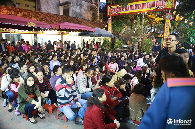 Tối qua (mùng 8 Tết), Tổ đình Phúc Khánh đã tổ chức khóa lễ sao La Hầu hay còn gọi là lễ giải hạn sao La Hầu.