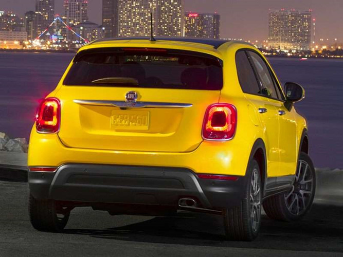 2017 Fiat 500X: 19.995 USD