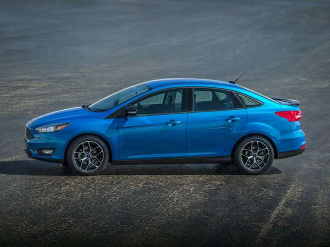 2017 Ford Focus: 16.775 USD