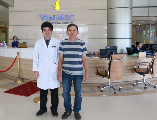 Ông Tú sau khi được Quỹ Thiện Tâm hỗ trợ chữa khỏi bệnh đã bày tỏ sự cảm ơn tới Quỹ và các bác sĩ Vinmec Nha Trang.