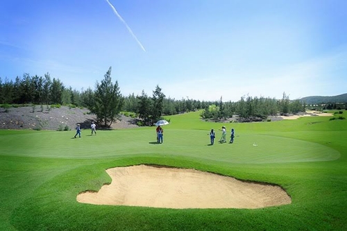Với gần 1500 người đăng ký tham dự FLC Golf Championship 2017, khiến Ban tổ chức quyết định mở rộng thời gian thi đấu lên 6 ngày;