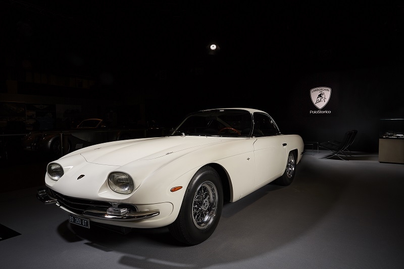 Huyền thoại Lamborghini 350 GT được tái sinh