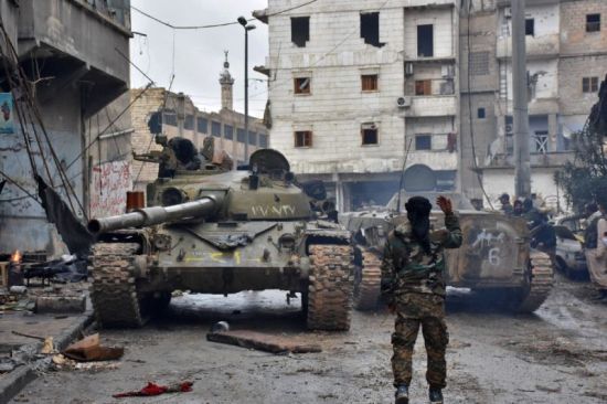 Huynh đệ tương tàn đẫm máu, phe nổi dậy Syria đang tự sát