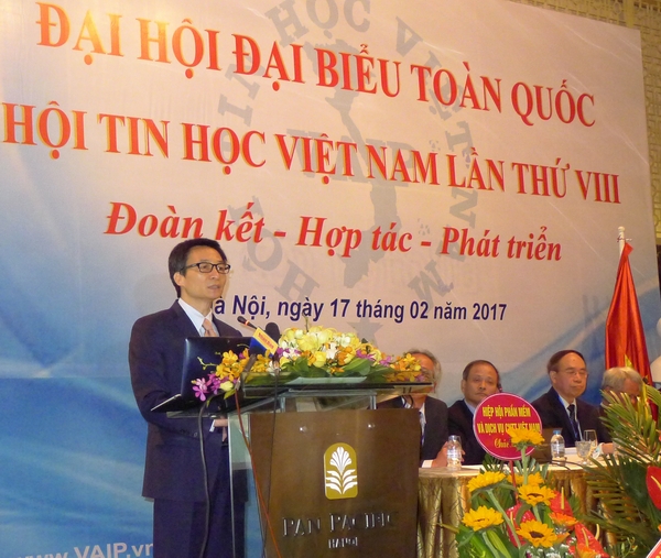 Phó Thủ tướng Vũ Đức Đam phát biểu chỉ đạo tại Đại hội đại biểu toàn quốc của Hội tin học Việt Nam lần thứ 8 diễn ra ngày 17/2.