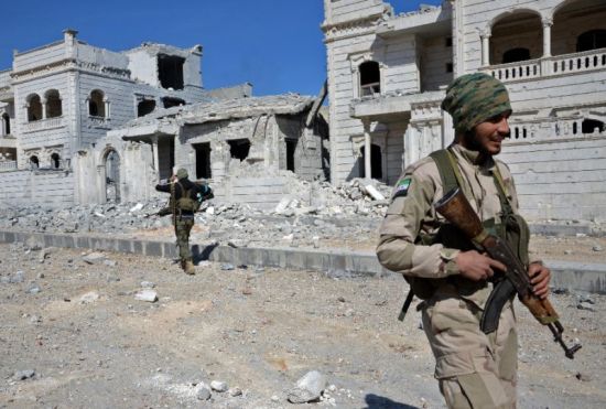 100 chiến binh ngoan cố cố thủ ở chiến trước ác liệt nhất Syria