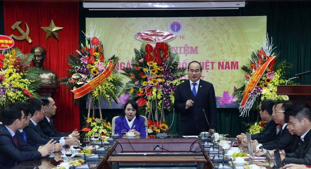 Đồng chí Nguyễn Thiện Nhân chúc mừng Ngày Thầy thuốc Việt Nam