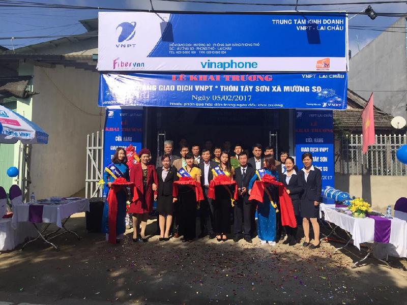 VNPT Lai Châu khai chương cửa hàng giao dịch tại thôn Tây Sơn xã Mường So, huyện Phong Thổ