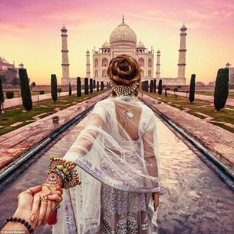 Bức ảnh này có khiến bạn muốn cùng người ấy xách ba lô lên và đi đến ngôi đền của tình yêu Taj Mahal, Ấn Độ ngay lập tức không? Ảnh: 