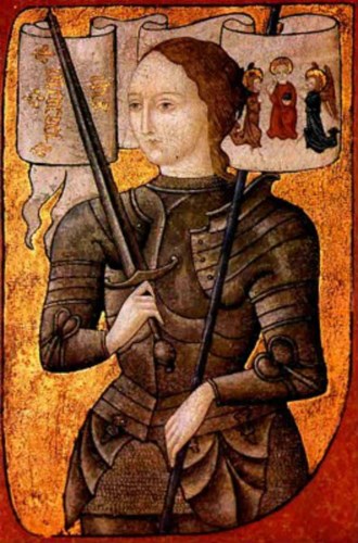 Joan of Arc là nữ anh hùng huyền thoại người Pháp trong cuộc Chiến tranh Trăm năm. Tuy nhiên, ngày 30/5/1431, Joan of Arc bị kết án tử hình và bị thiêu sống bởi các lời cáo buộc về tội dị giáo và sử dụng ma thuật. Khi bị thiêu sống, nữ anh hùng Joan of Arc mới 19 tuổi.