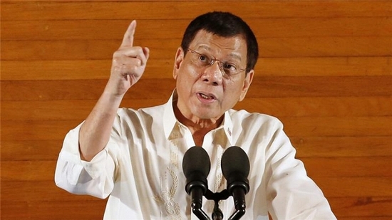 Bị Tổng thống Philippines &quot;hỏi móc&quot; về Biển Đông, Đại sứ Mỹ &quot;á khẩu&quot;