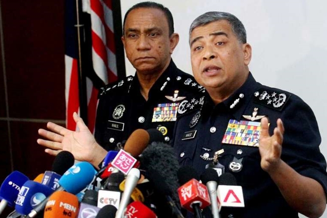Cảnh sát trưởng Malaysia Tan Sri Khalid Abu Bakar chia sẻ với báo giới trưa 7-3. Ảnh: THE STAR