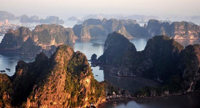 Hình ảnh vịnh Hạ Long xuất hiện trong phim Kong: Skull Island /// Ảnh: Thu Giang