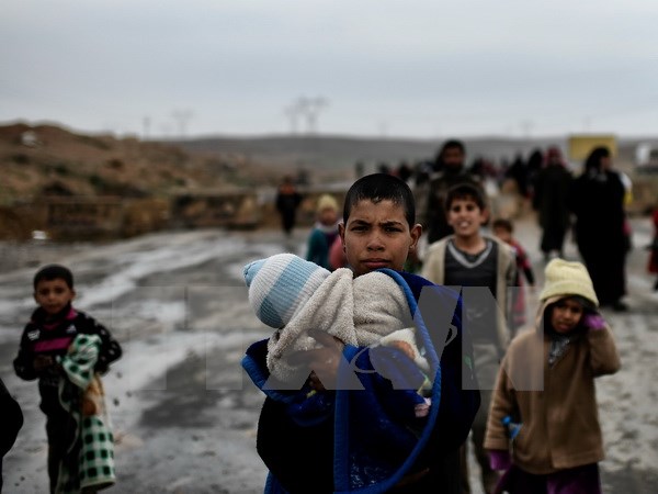 Người dân Iraq sơ tán khỏi Mosul ngày 3/3. (Nguồn: AFP/TTXVN)