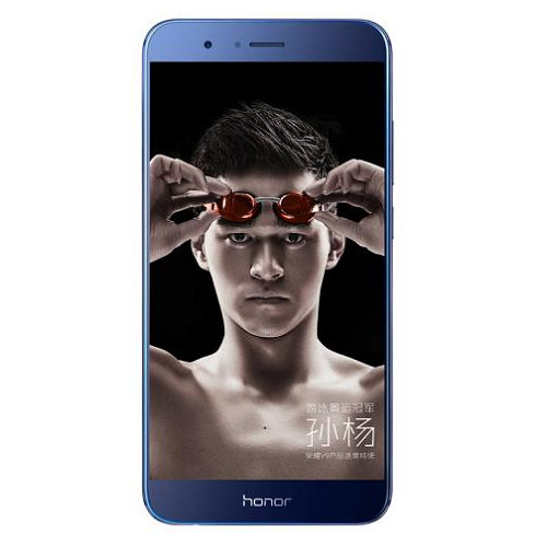 Tuy nhiên, Honor 9 dường như có những góc nhẵn hơn. Cho dù đây thực sự là Honor 9 thì vẫn khiến nhiều người nghi ngờ, vì còn quá sớm để tung tin rò rỉ về smartphone này.