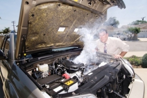 Ô tô bị ảnh hưởng thế nào từ 'xăng bẩn'?