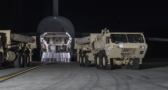 Mỹ đã vận chuyển các thiết bị của hệ thống THAAD đến địa điểm triển khai trên lãnh thổ Hàn Quốc.