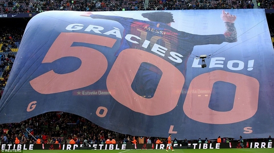 Kèm theo đó là lời cảm ơn Messi đã ghi 500 bàn cho đội bóng