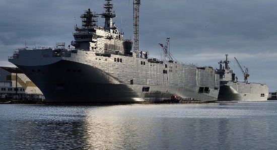 Tàu Mistral của Pháp