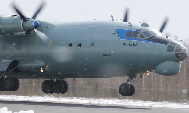 Một máy bay Antonov AN-26 của quân đội Nga. 
