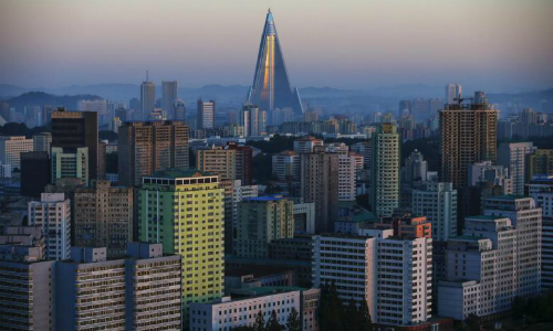 Khách sạn Ryugyong - tòa nhà cao nhất Triều Tiên. Ảnh: Reuters
