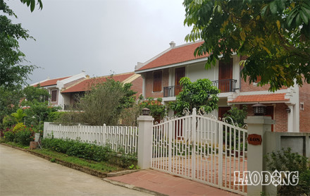 Điền Viên thôn có gần 60 căn biệt thự nhà vườn ở thôn Chóng, xã Yên Bài, huyện Ba Vì. 
