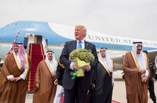 Ông Donald Trump trong chuyến thăm đến Riyadh