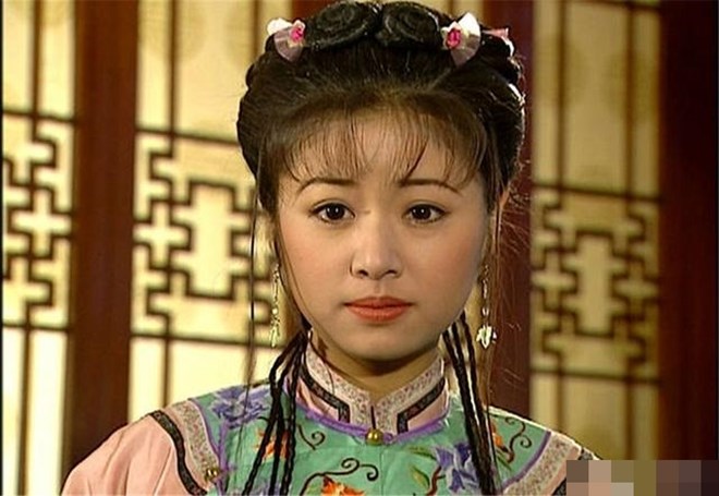 Ban đầu, Lâm Tâm Như được chọn thể hiện vai phụ công chúa Tái Á trong 