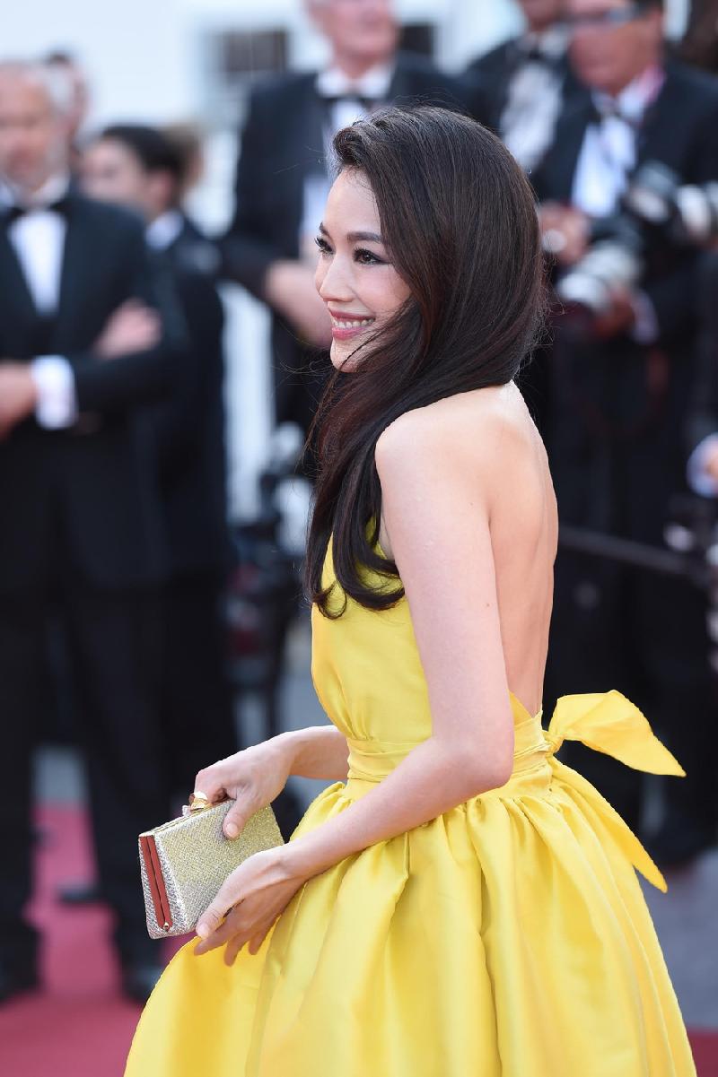 Thư Kỳ cũng là sao nữ Hoa ngữ có thành tích tại Cannes. Cô từng được mời vào vị trí thành viên ban giám khảo.