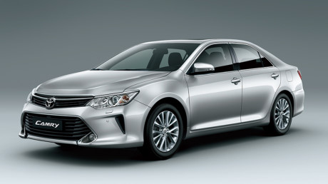 Một trong những dòng xe sang của Toyota là Camry liên tục giảm giá mạnh từ đầu năm đến nay. Ảnh: Xetoyota.