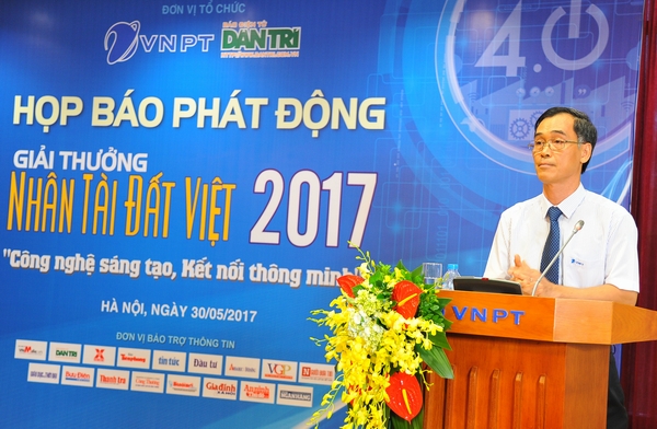 Ông Đỗ Vũ Anh - Thành viên hội đồng thành viên VNPT phát biểu tại buổi lễ. 