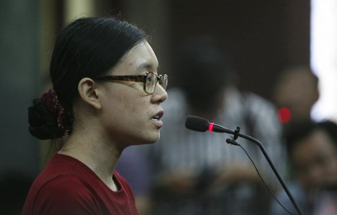Nguyễn Đức Thùy Dung tại phiên tòa - Ảnh: Nam Trần