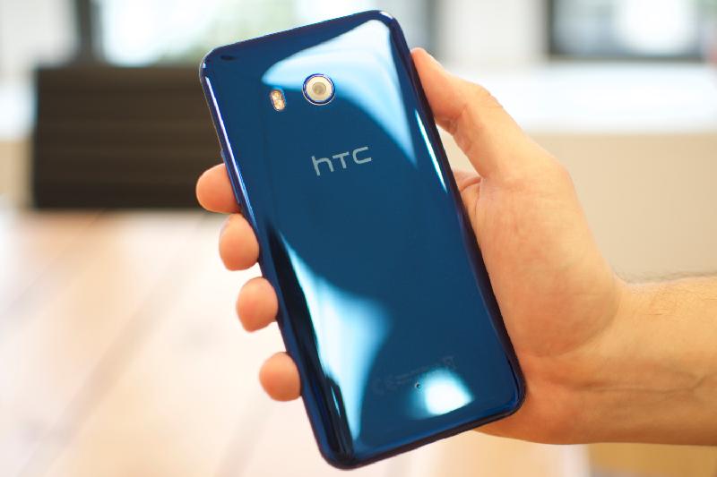 HTC U11: Phần cứng tốt cũng chưa đủ để cạnh tranh với các đối thủ.
