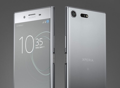 Sony Xperia XZ Premium (18,49 triệu đồng). Thiết bị có màn hình IPS LCD, 5.5-inch, Ultra HD (4K), camera sau 19 MP; camera trước 13 MP. Thiết bị chạy trên hệ điều hành Android 7.1. Với con chip Qualcomm Snapdragon 835 kết hợp với 4 GB RAM cùng bộ nhớ trong 64 GB, XZ Premium chạy khá mượt mà. Xperia XZ Premium trang bị viên pin có dung lượng 3.230 mAh. Máy được hỗ trợ công nghệ sạc nhanh Quick Charge 3.0 đến từ Qualcomm, với 42% pin trong vòng 30 phút.