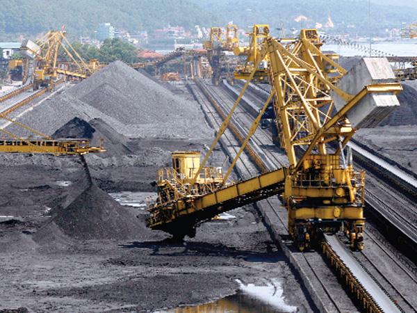 EVN giảm mua sẽ khiến lượng tồn kho than của TKV tăng thêm 2 triệu tấn. Ảnh: Đầu tư