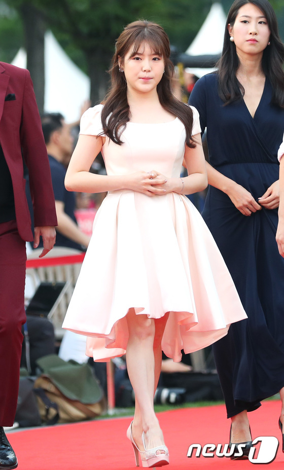 Nữ diễn viên Cho Hae Jung gây chú ý trong thời gian gần đây nhờ là con gái của tài tử Cho Jae Hyun và vì tham gia vào bộ phim gây sốt 